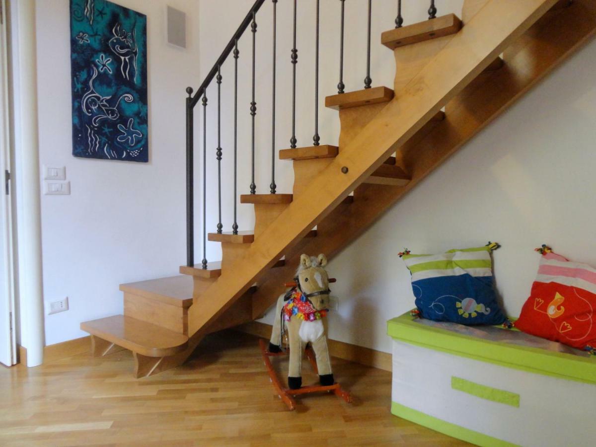 Mezzocannone Holiday House Neapol Zewnętrze zdjęcie