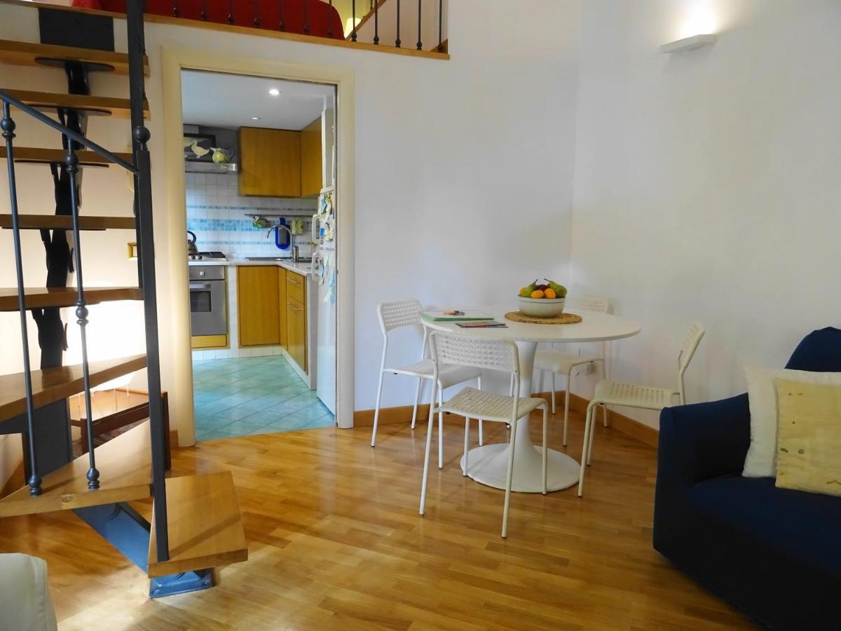 Mezzocannone Holiday House Neapol Zewnętrze zdjęcie