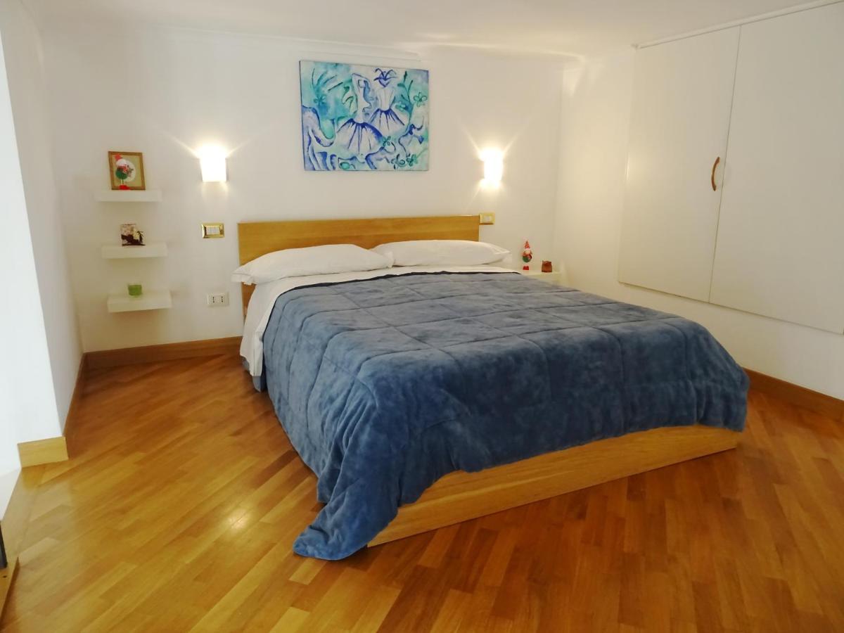 Mezzocannone Holiday House Neapol Zewnętrze zdjęcie