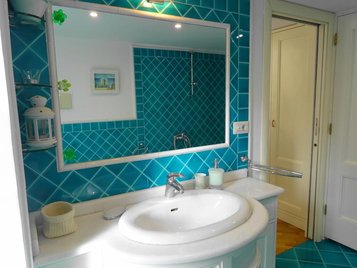 Mezzocannone Holiday House Neapol Zewnętrze zdjęcie