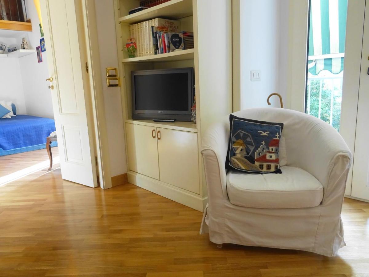Mezzocannone Holiday House Neapol Zewnętrze zdjęcie